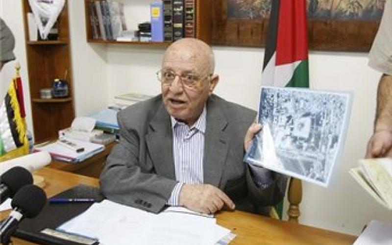 قريع: إسرائيل تتمادى بعدوانها على الأقصى في ظل صمت العرب