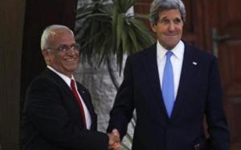 كيري ينهي جولته بلقاء عريقات في عمان