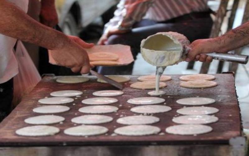 القطائف زائر رمضاني دائم (صوت)