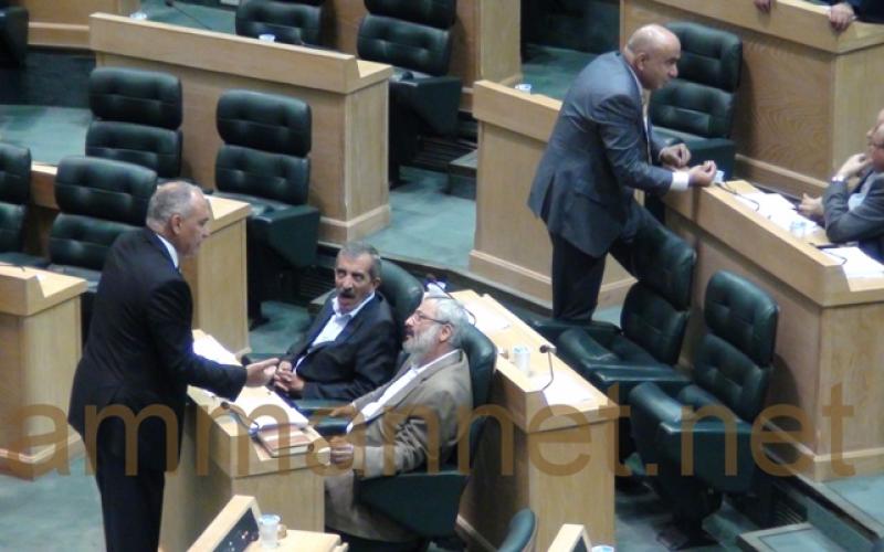 النواب يقرون نظامهم الداخلي تحت هيمنة "رصاصة المجلس"- فيديو