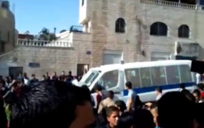 احتجاج حقوقي على "سوء معاملة" طلبة حنين المحتجين