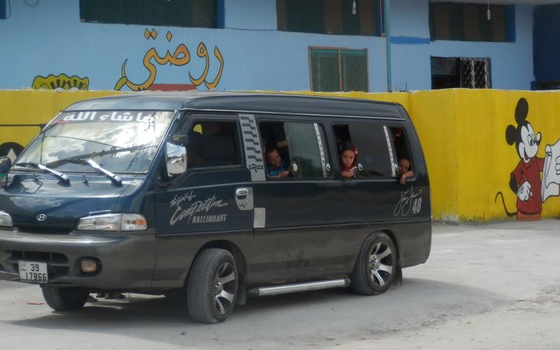 الباصات الخاصة خطرٌ يهدد حياة "رياض الأطفال"