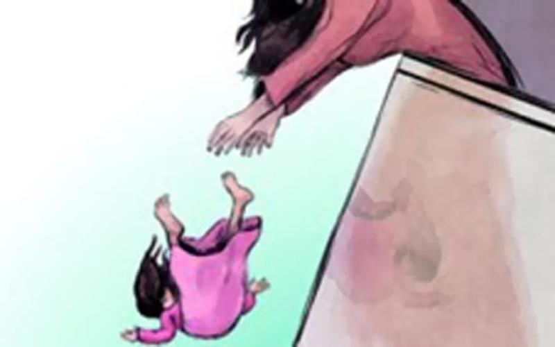 والد يلقي ابنته من الطابق الثالث بالكرك.. وانتحار شاب بالسلط