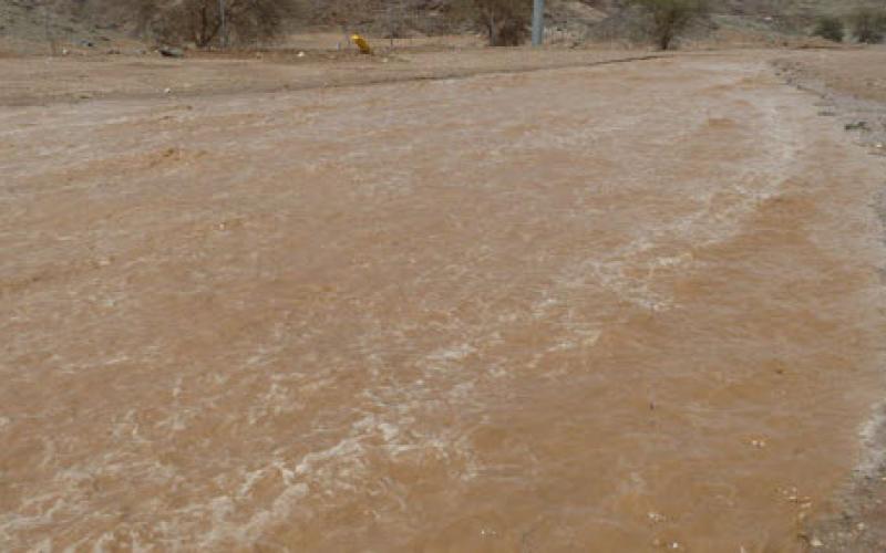 المفرق: السيول تداهم خياما لسوريين