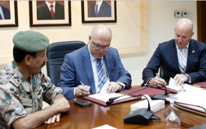 اتفاقية لتمويل أعمال البنية التحتية في الزعتري والأزرق