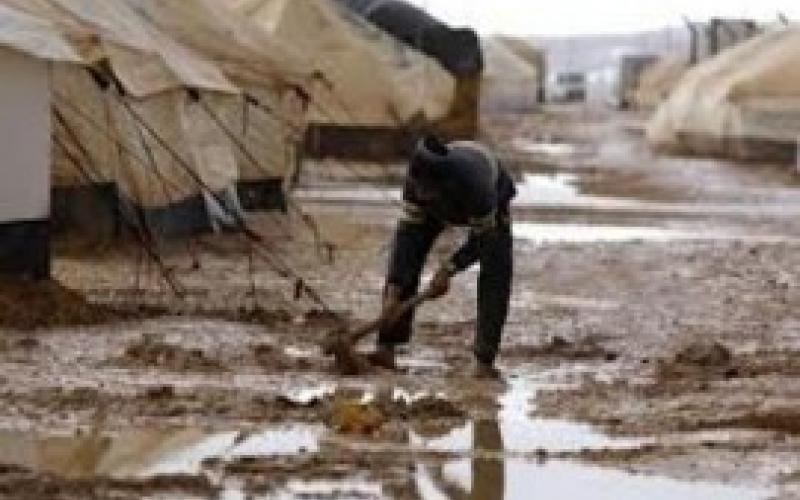 الشتاء ضيف ثقيل على اللاجئين السوريين في المفرق