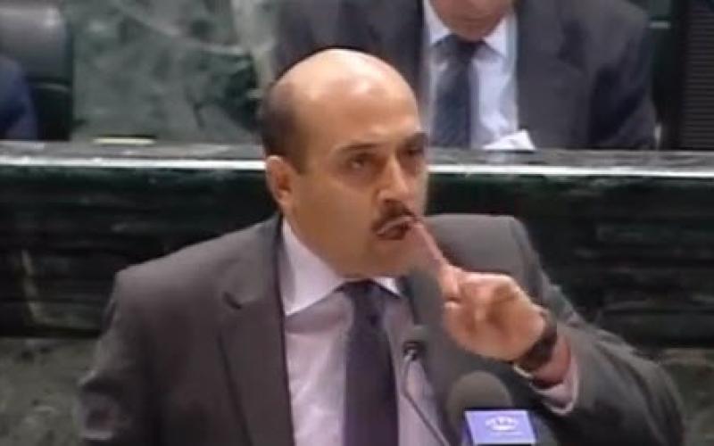 قطاطشة يطالب بثورة بيضاء في الخارجية