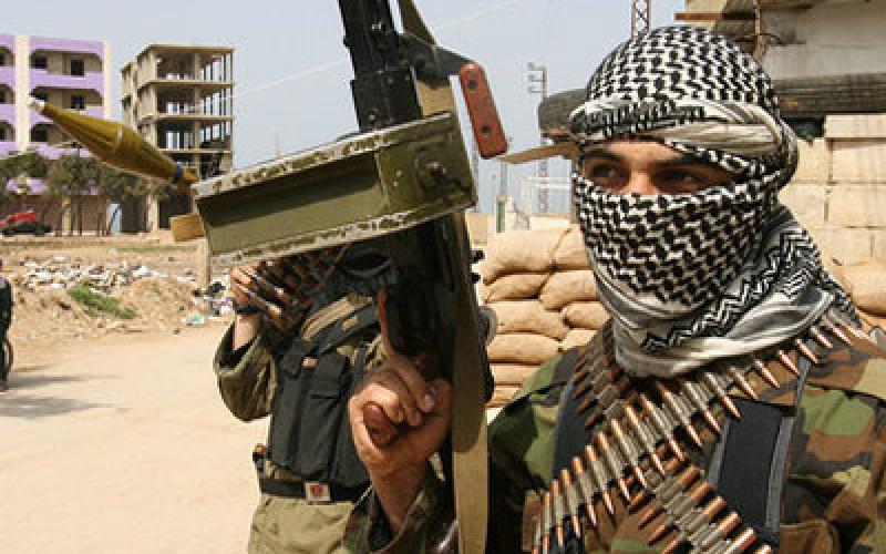 أردنيون قاتلوا بسورية يسلمون أنفسهم أثناء عودتهم
