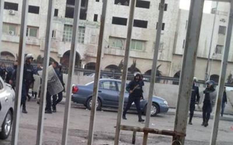مشاجرة أمام الجامعة الأردنية