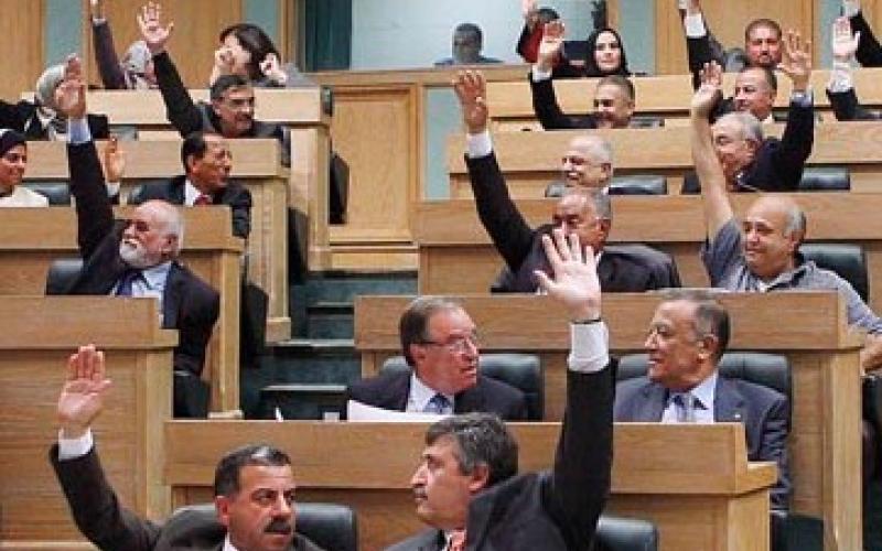 تقرير: الحكومات تجيب على 77% فقط من الأسئلة النيابية الرقابية 