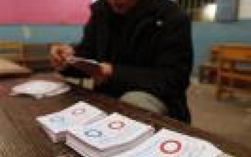 المصريون يؤيدون الدستور