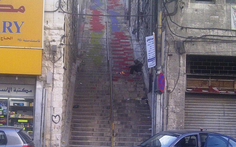 أحد أدراج وسط البلد- تصوير أحمد أبو حمد