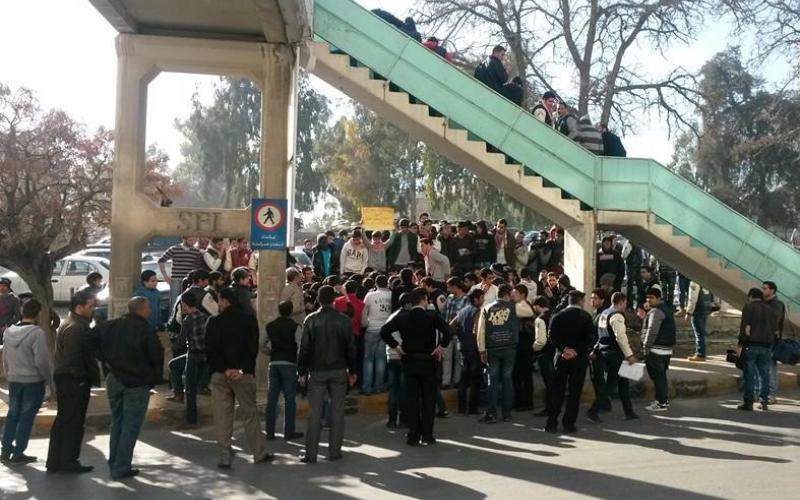 طلبة توجيهي يطالبون بوقف اجراءات "التربية" لضبط الامتحانات