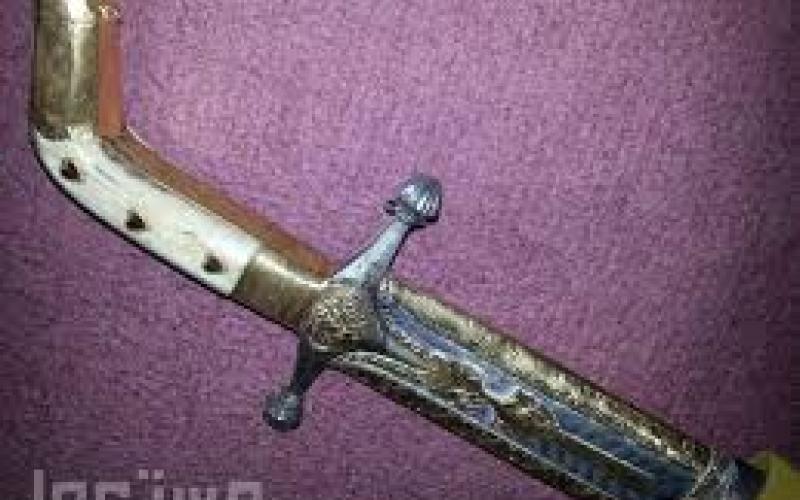 السيف «الماضي» في نقد الماضي