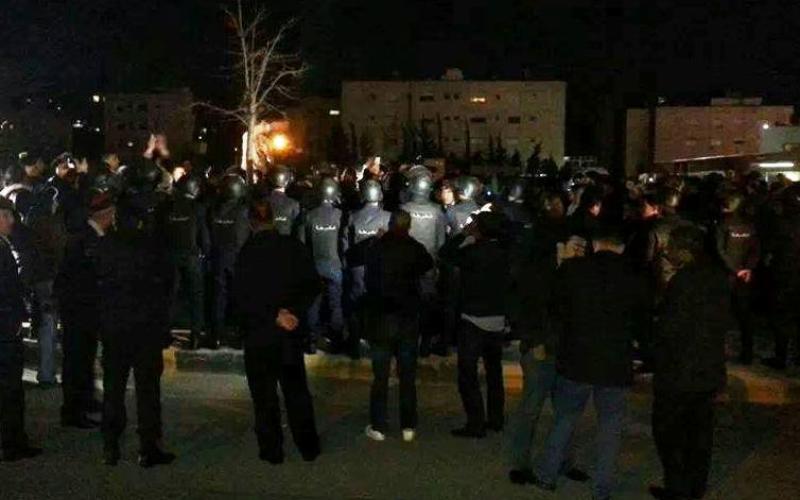 تجدد الاعتصام أمام السفارة الإسرائيلية