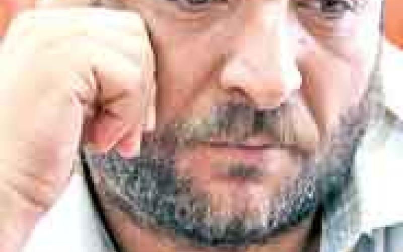 الفرق بيني وبين المسؤول الكبير