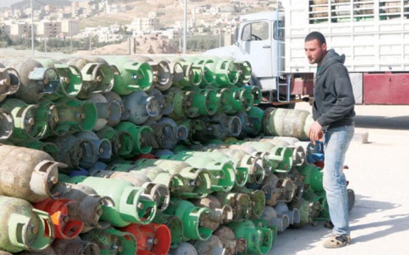 ترحيل الأسطوانات المخالفة للهند خلال يومين