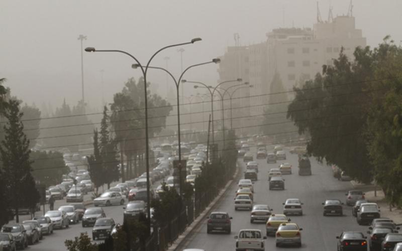 طقس غائم الثلاثاء ولطيف الاربعاء 