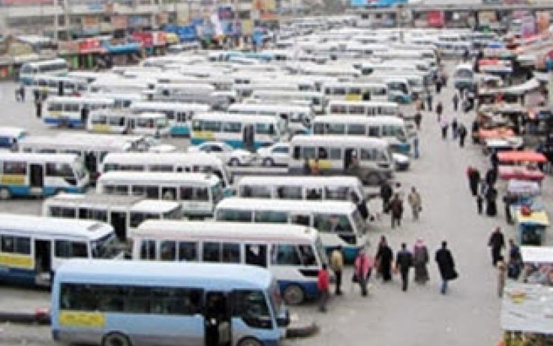 معضلة مواصلات "الزرقاء-آل البيت" تواصل استعصاءها على الحل