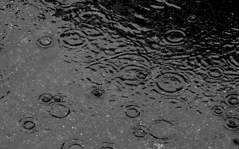 أمطار متفرقة وسط وشمال الأردن الاحد