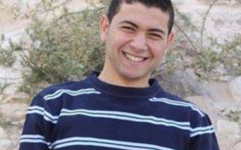 حكم بالحبس بحق الناشط أبو عيسى