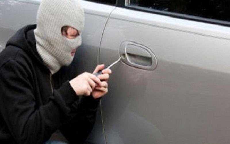 مشروع قانون يعاقب سارق السيارة بالاشغال الشاقة لـ5 سنوات
