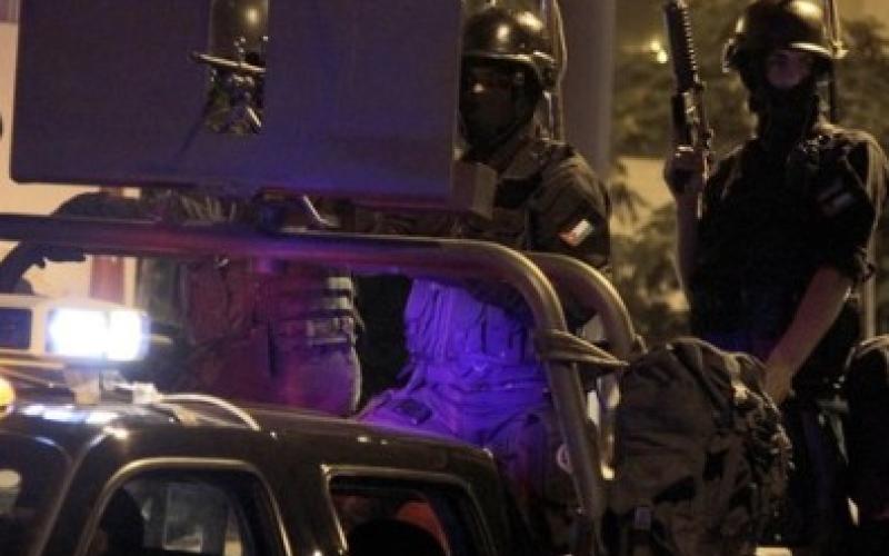 الرصيفة: القبض على 41 مطلوبا وضبط 6 سيارات مسروقة