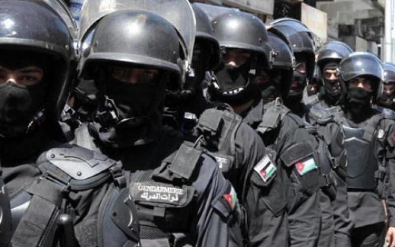 البحرين: توقيف متهم بتسريب أسماء الدرك الأردنيين