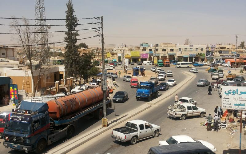 فوضى وازدحامات مزمنة على مثلث الظليل-الحلابات