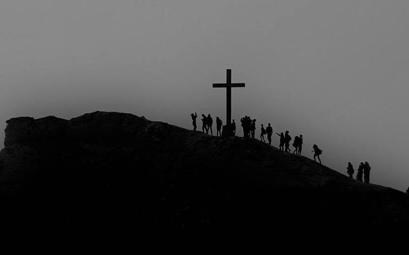 وضع اللمسات الأخيرة على "المغطس" استعداداً لزيارة البابا