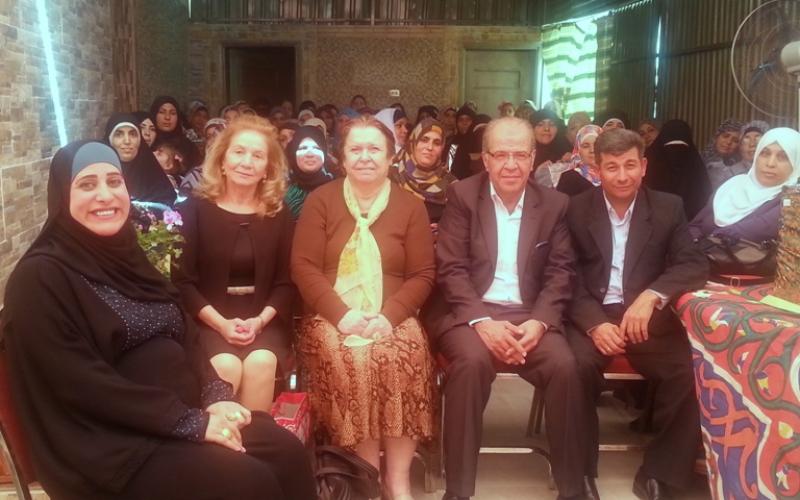 تخريج مشاركات بدورات لتصنيع المنتجات الطبيعية منزليا بالزرقاء