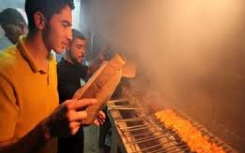 200 الف عامل سوري مخالف 