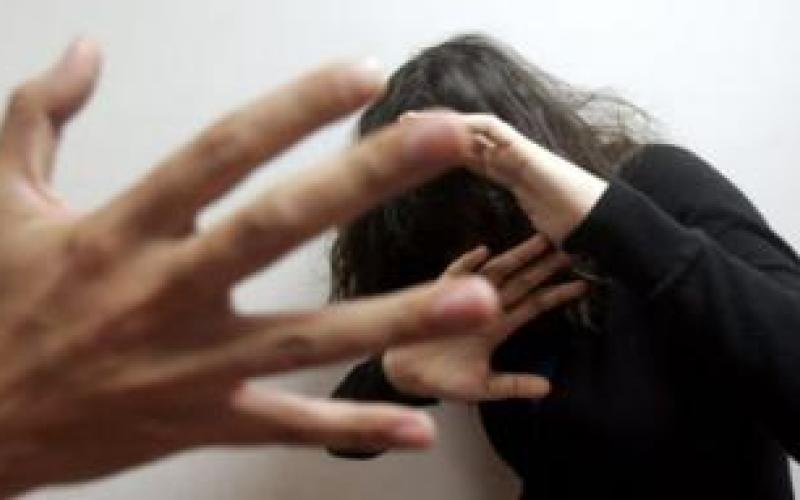 اتحاد المرأة: تزايد قضايا المعنفات منذ بداية العام