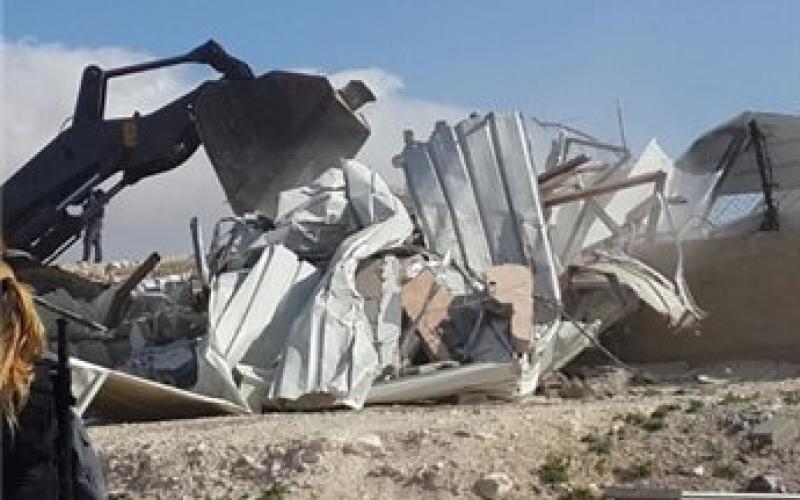 إسرائيل تهدم بيتا يأوي أم وأطفالها الخمسة