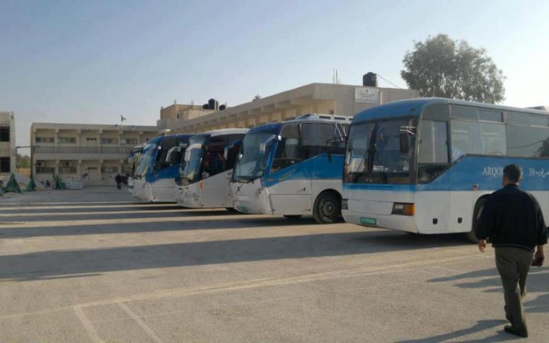 النقل تنفي نيتها منح شركات السياحة رخص نقل سياحي