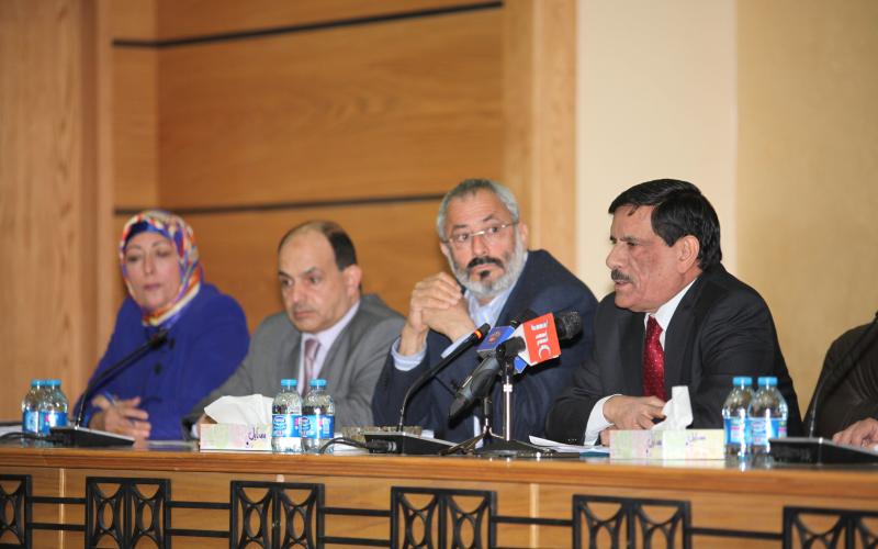 المبادرة النيابية تجتمع بعد تصاعد التوتر بينها وبين الحكومة 