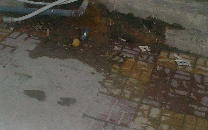 معاناة مزمنة لاهالي الرصيفة الجنوبي مع شبكة المياه المهترئة