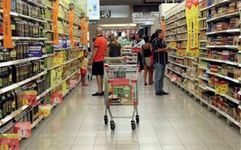 تهافت على شراء السلع الرمضانية 