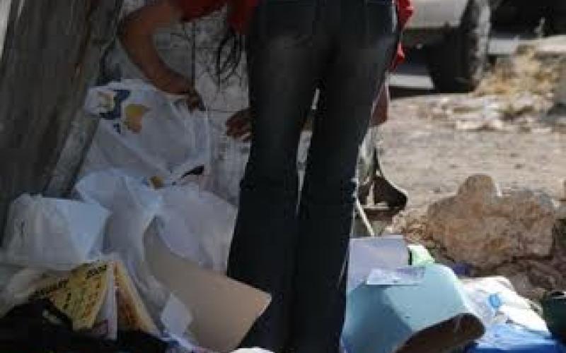 "من بقايا  موائد رمضان" - عدسة عبدالرحيم العرجان