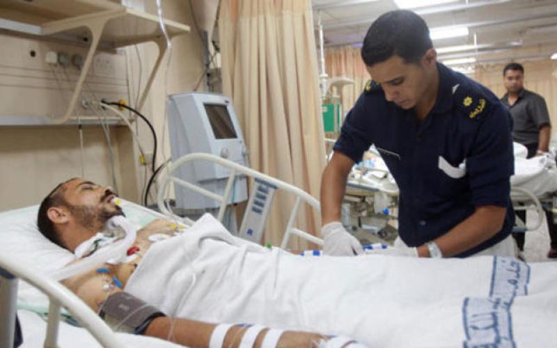 وصول 5 جرحى من قطاع غزة لتلقي العلاج بالمدينة الطبية