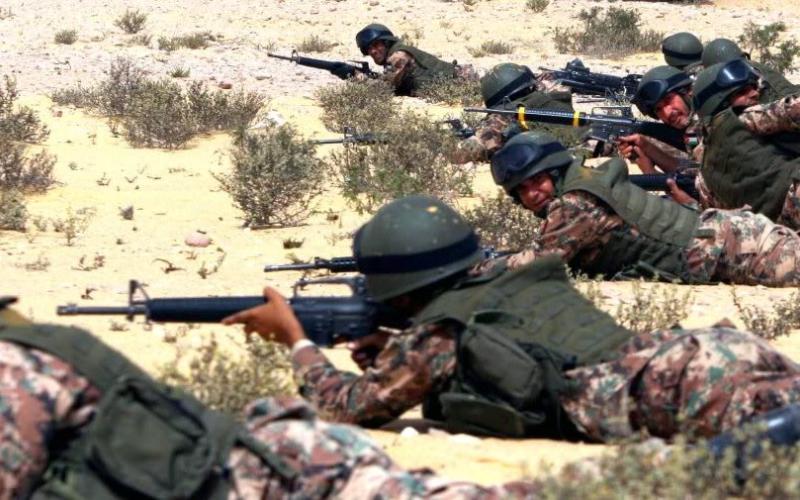 مقتل شخص واصابة آخر حاولا اقتحام الحدود الأردنية السورية