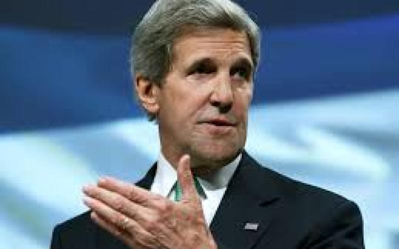 كيري يصل الى جدة لحشد الدعم ضد تنظيم "داعش"