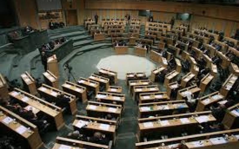 النواب يقر العطلة القضائية مدة 30 يوماً