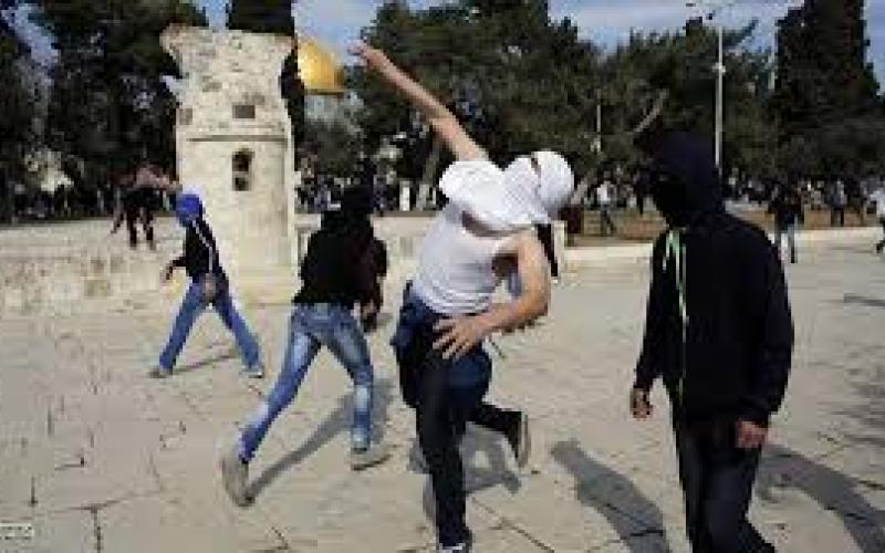 15 إصابة في اقتحام الاقصى ومواجهات عنيفة في ساحاته