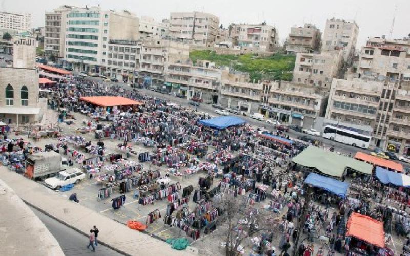 اجتماع في حي الطفايلة لمناقشة تطورات الاحداث في قضية نقل سوق العبدلي