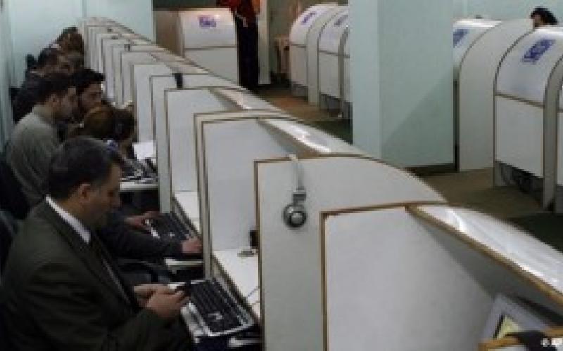 التواصل عبر الانترنت ينحاز لصالح اللاجئ السوري