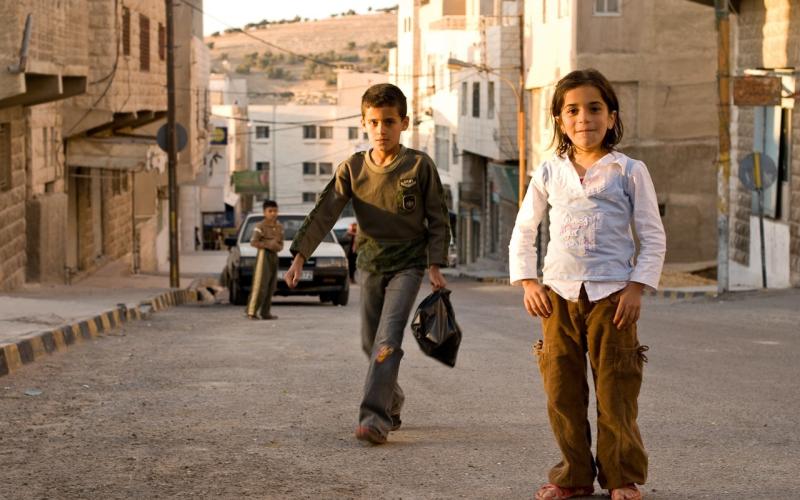 يوم الطفل العالمي: اختلالات قانونية.. وخطط حكومية