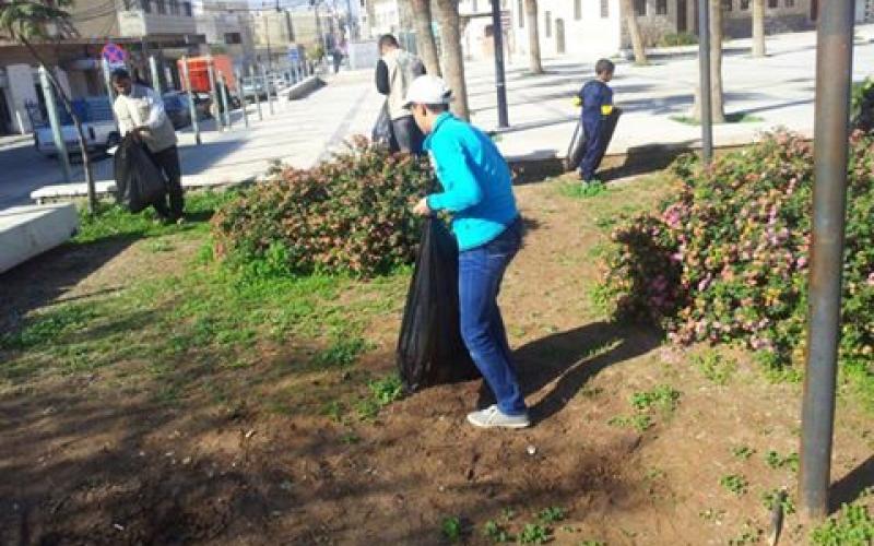 فرق تطوعية سورية تعمل للحفاظ على البيئة في الأردن