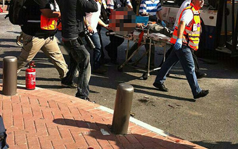 فلسطيني يطعن 9 مستوطنين في تل أبيب