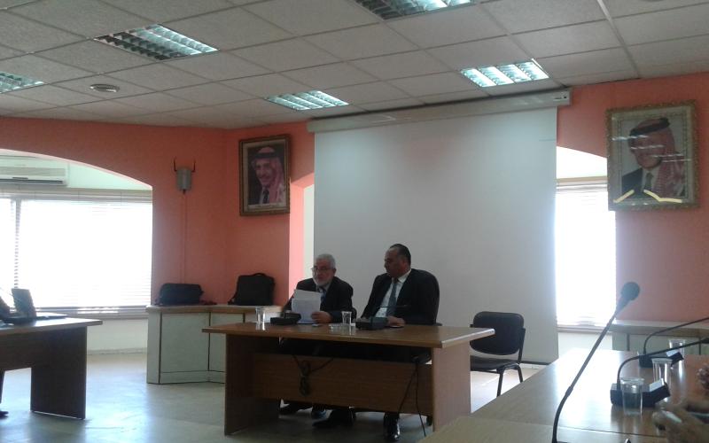 منتدون في الزرقاء يوصون بتكثيف التوعية بمرض السرطان